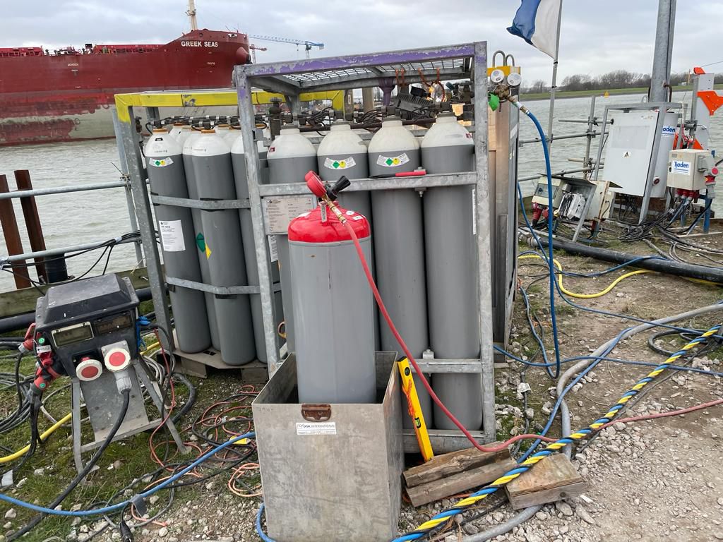 pvl cutting gas